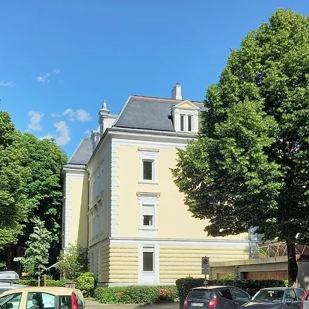 5-zimmer-appartement In Historischer Privatvilla, Zentrum, Kostenloser Parkplatz Appartamento Merano