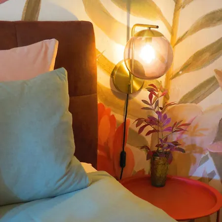 Goldener Herbst In - Zeitreise - 4 Schlafzimmer Fuer Familien Freunde & 3 Generationen - 200 M2 - Grosse Sonnenterrasse - Restaurants Cafes & Altstadt Bequem Zu Fuss - 2 Parkplaetze - Suedtirol Guest Pass Inklusive Apartment *