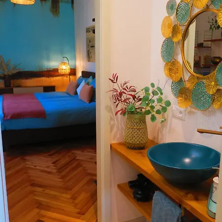 5-zimmer-appartement In Historischer Privatvilla, Zentrum, Kostenloser Parkplatz *