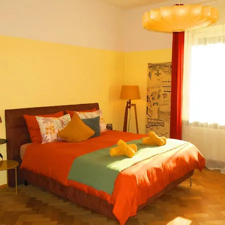 5-zimmer-appartement In Historischer Privatvilla, Zentrum, Kostenloser Parkplatz *