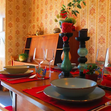 5-zimmer-appartement In Historischer Privatvilla, Zentrum, Kostenloser Parkplatz