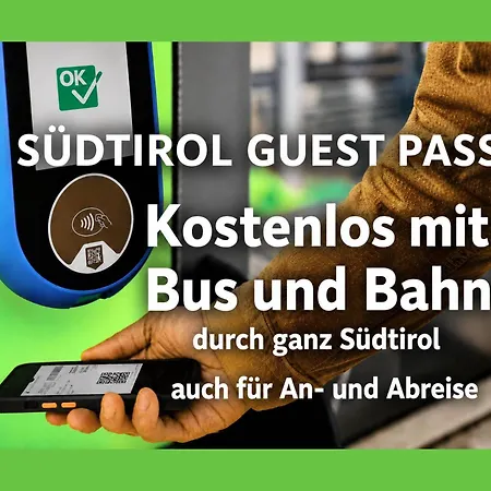 Goldener Herbst In - Zeitreise - 4 Schlafzimmer Fuer Familien Freunde & 3 Generationen - 200 M2 - Grosse Sonnenterrasse - Restaurants Cafes & Altstadt Bequem Zu Fuss - 2 Parkplaetze - Suedtirol Guest Pass Inklusive Apartment *