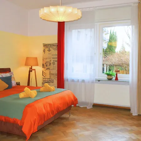 5-zimmer-appartement In Historischer Privatvilla, Zentrum, Kostenloser Parkplatz *