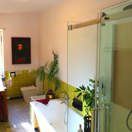 Goldener Herbst In - Zeitreise - 4 Schlafzimmer Fuer Familien Freunde & 3 Generationen - 200 M2 - Grosse Sonnenterrasse - Restaurants Cafes & Altstadt Bequem Zu Fuss - 2 Parkplaetze - Suedtirol Guest Pass Inklusive Appartement