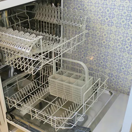 5-zimmer-appartement In Historischer Privatvilla, Zentrum, Kostenloser Parkplatz * Meran