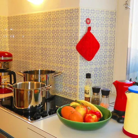 5-zimmer-appartement In Historischer Privatvilla, Zentrum, Kostenloser Parkplatz Apartment Meran