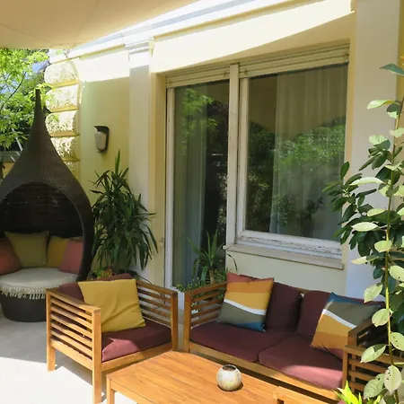Goldener Herbst In - Zeitreise - 4 Schlafzimmer Fuer Familien Freunde & 3 Generationen - 200 M2 - Grosse Sonnenterrasse - Restaurants Cafes & Altstadt Bequem Zu Fuss - 2 Parkplaetze - Suedtirol Guest Pass Inklusive Appartement Meran