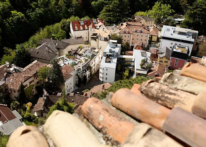 5-zimmer-appartement In Historischer Privatvilla, Zentrum, Kostenloser Parkplatz *