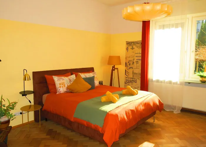 5-zimmer-appartement In Historischer Privatvilla, Zentrum, Kostenloser Parkplatz *