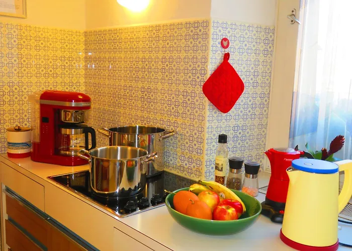 5-zimmer-appartement In Historischer Privatvilla, Zentrum, Kostenloser Parkplatz 梅拉诺